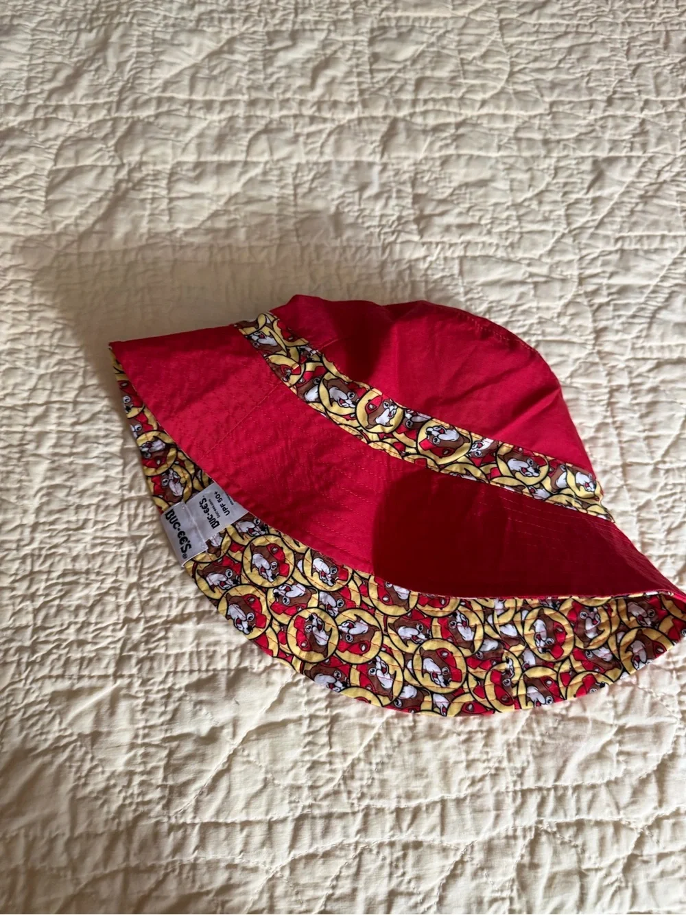 Buc-ee's Red Kids' Bucket Hat size- Youth